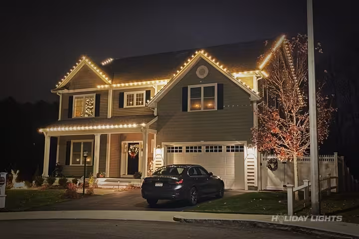 Professional roofline light installation in North Philadelphia, Pennsylvania — Professional Roofline Lights